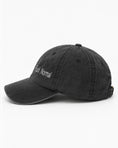 Cargar la imagen en la vista de la galería, FUCK NORMAL — Gorra Vintage Washed Grey
